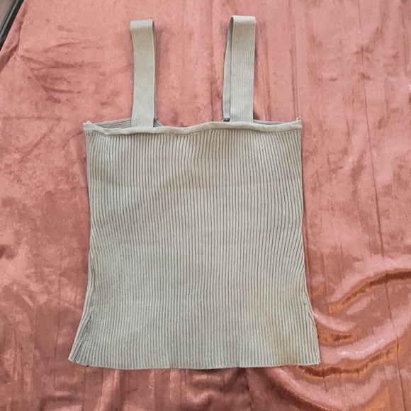 Tank top, Never Worn size Small - Picture 2 of 2